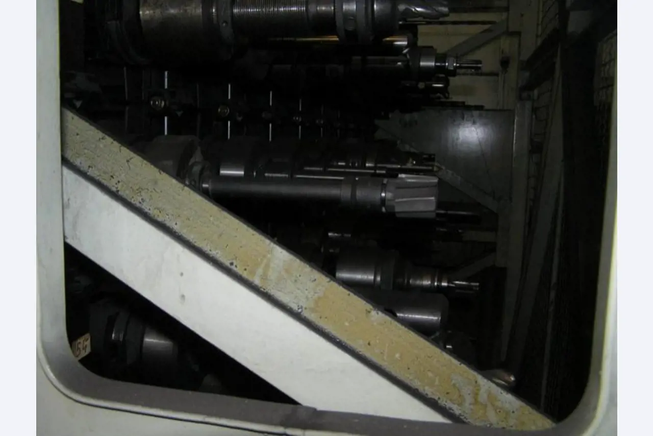 2 CNC Bearbeitungszentren-6