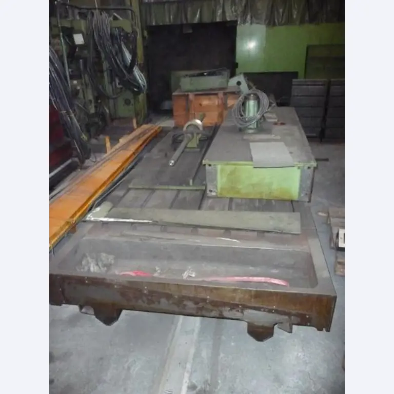 2 centros de mecanizado CNC-2