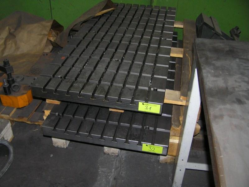 2 CNC machining center-1