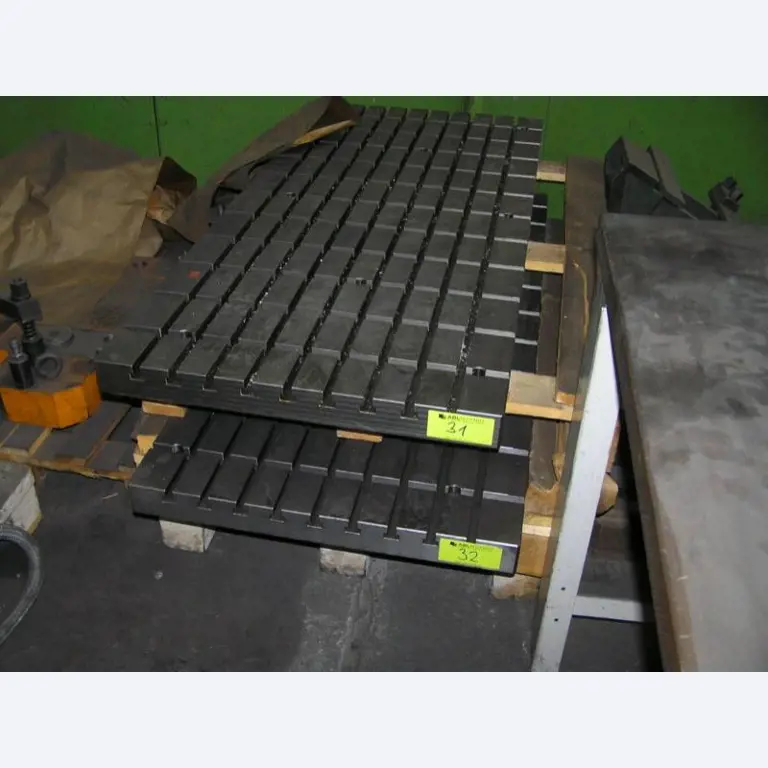 2 CNC Bearbeitungszentren-1