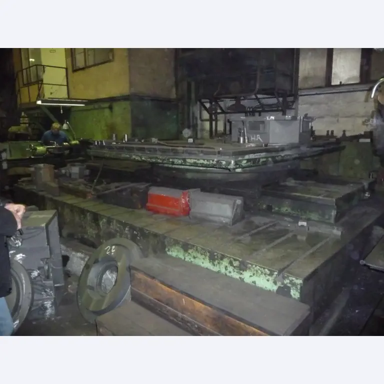 2 centros de mecanizado CNC-2