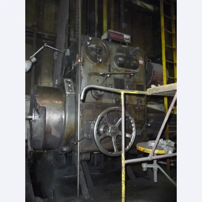 2 centros de mecanizado CNC-3