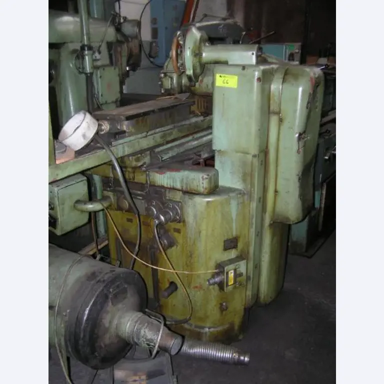 2 obdelovalna centra CNC-3