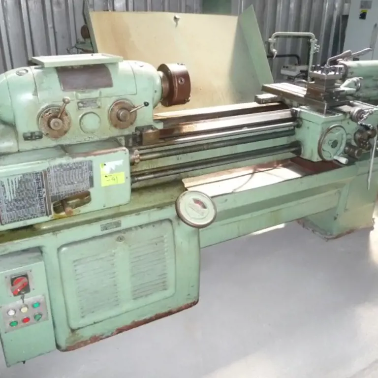 Drehmaschine TOS SV 18R/750