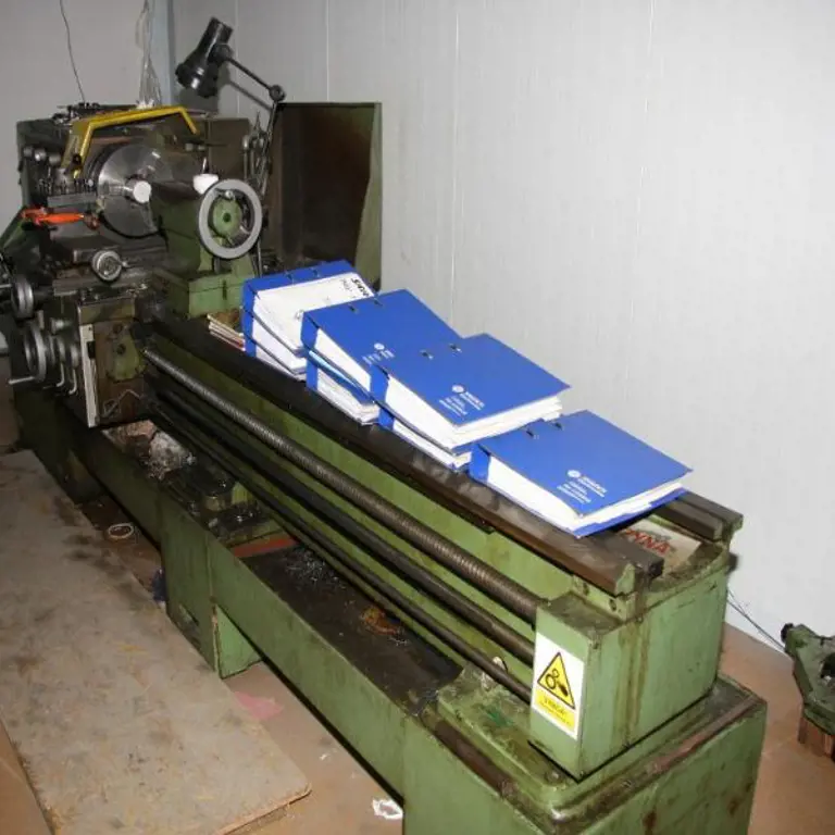 Lathe ZM Tarnów TUJ 50M x 2000