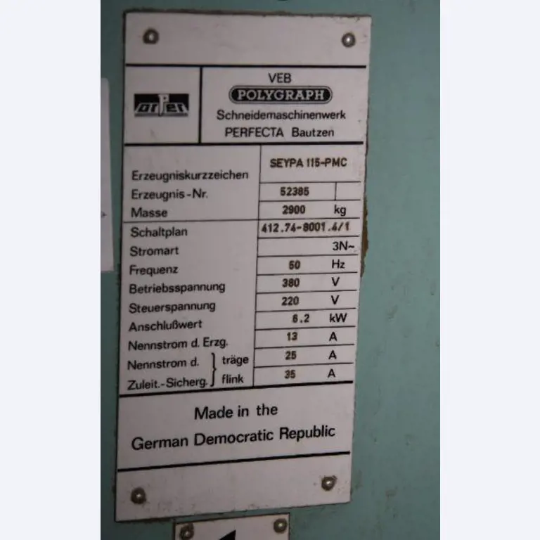 chaîne de fabrication de livres d'occasion, CTP insoleuse-3
