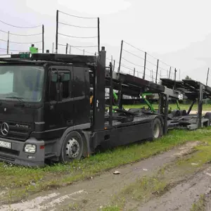 Mercedes + Kassbohrer ACTROS + APT 003