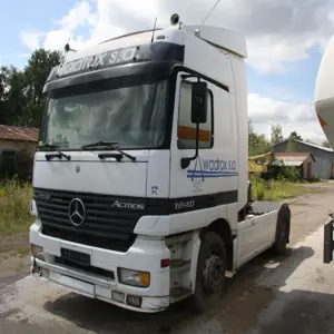 Ciągnik siodłowy MERCEDES Actros 1840