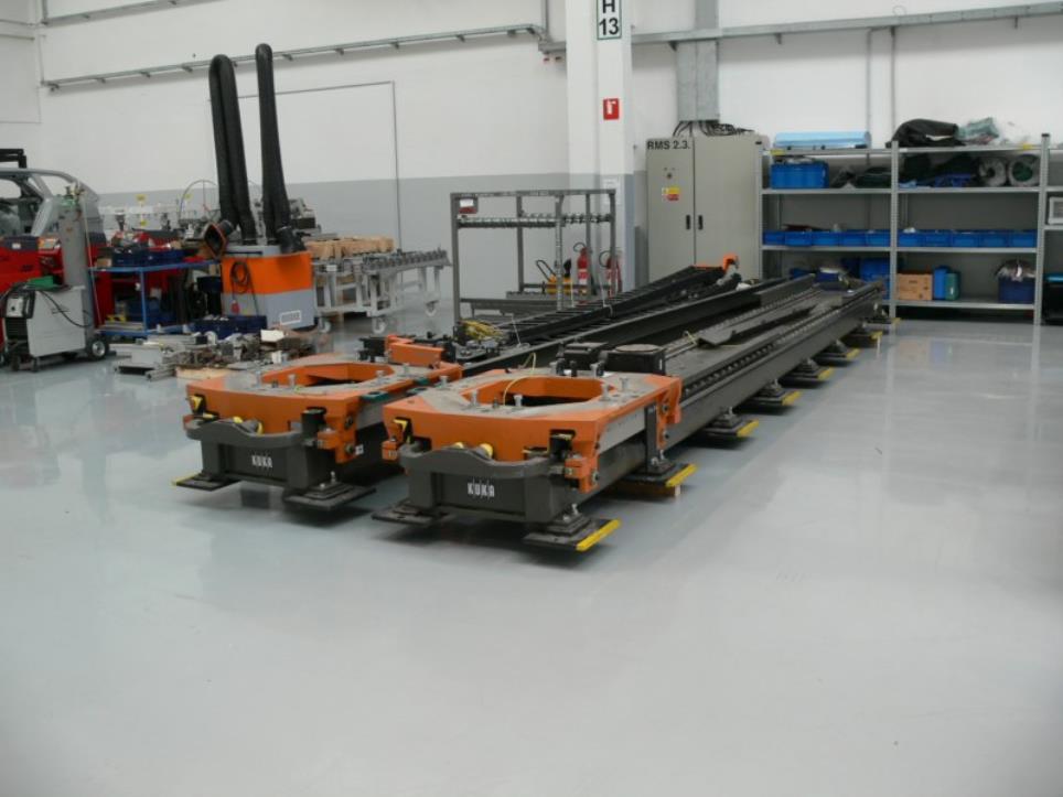 Robôs industriais-5