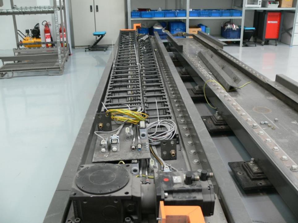 Robôs industriais-6