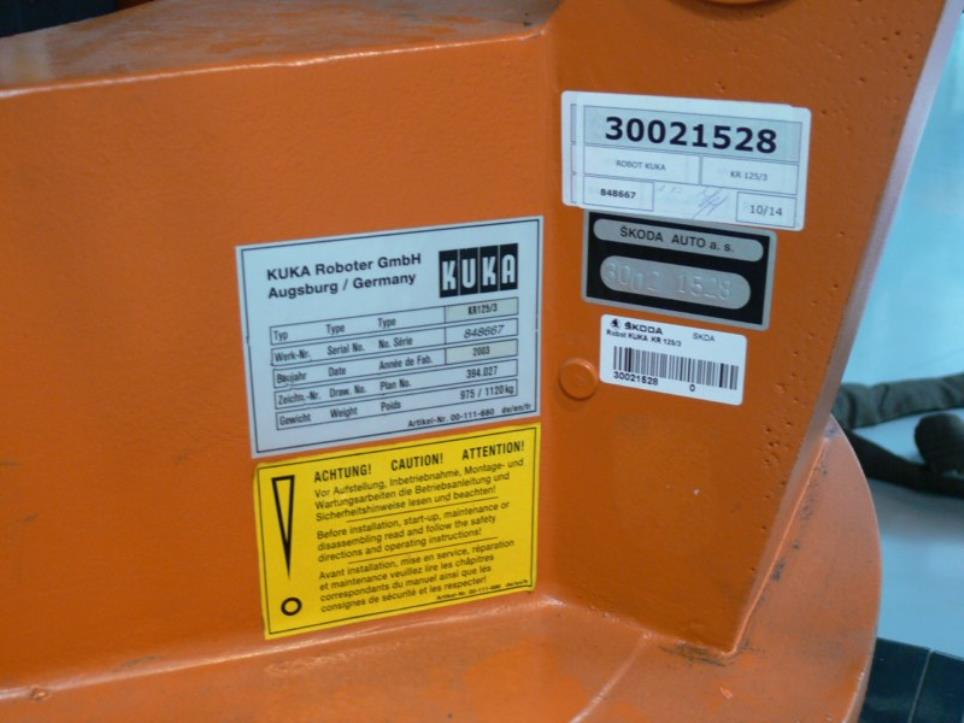 Robôs industriais-3