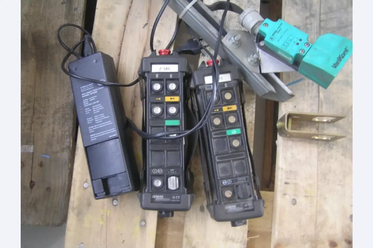 Robôs industriais-7