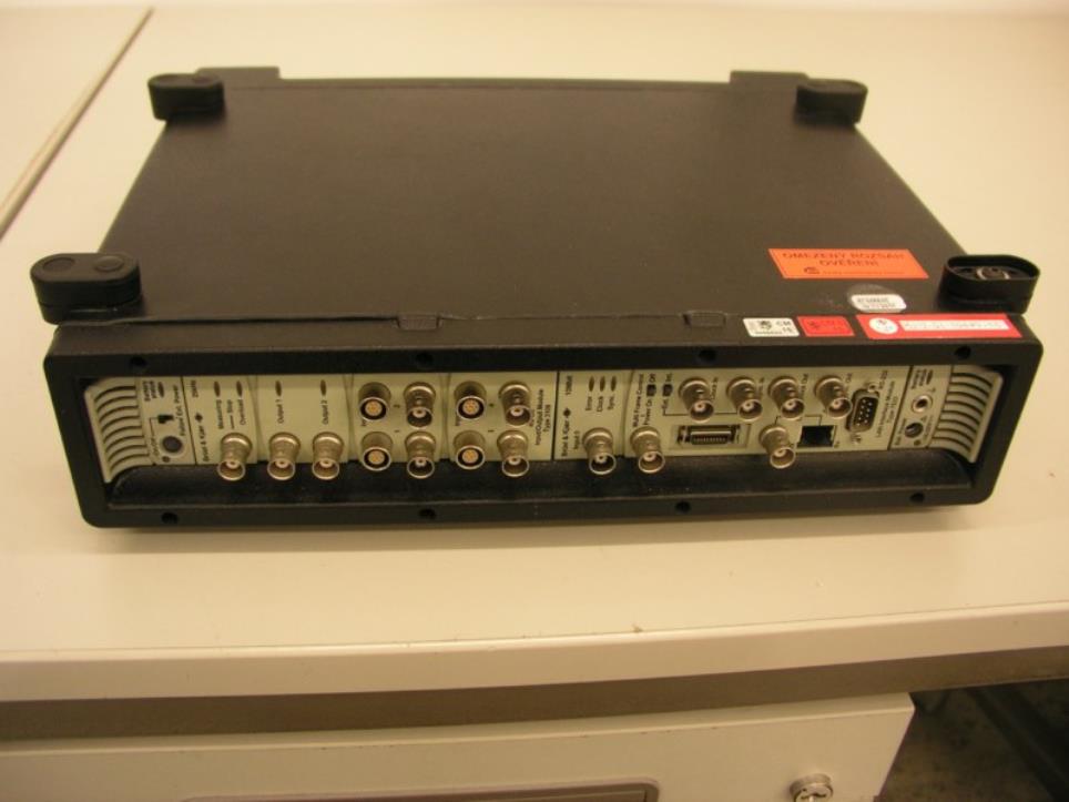 Robôs industriais-13