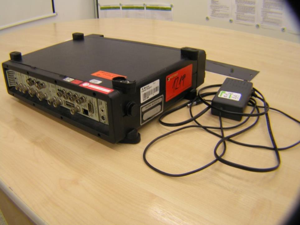 Robôs industriais-16