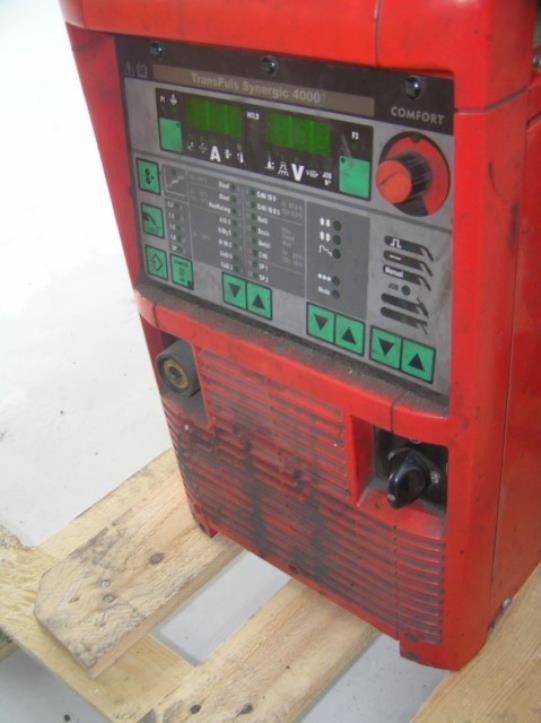 Robôs industriais-4