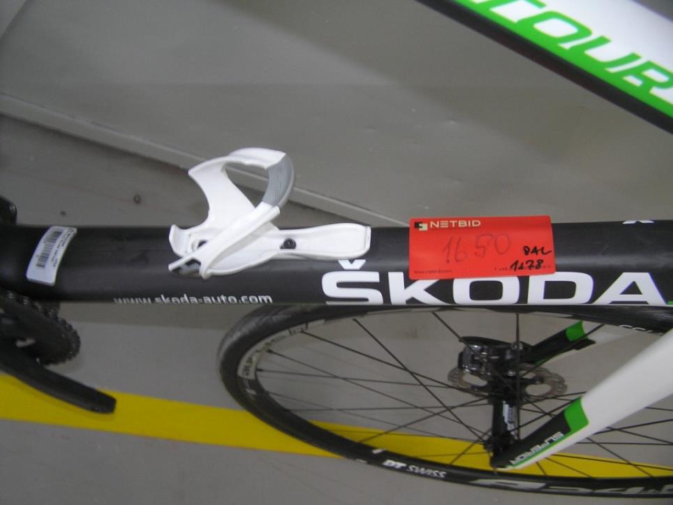 Robôs industriais-16