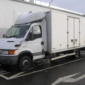 1 bedrijfsvoertuig - laadbak - transport 1x auto Iveco Daily 65-C-15 (P)