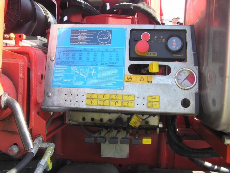 Robôs industriais-8