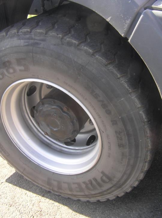 Robôs industriais-23