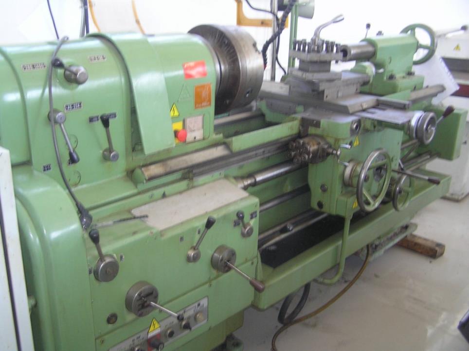 Robôs industriais-1