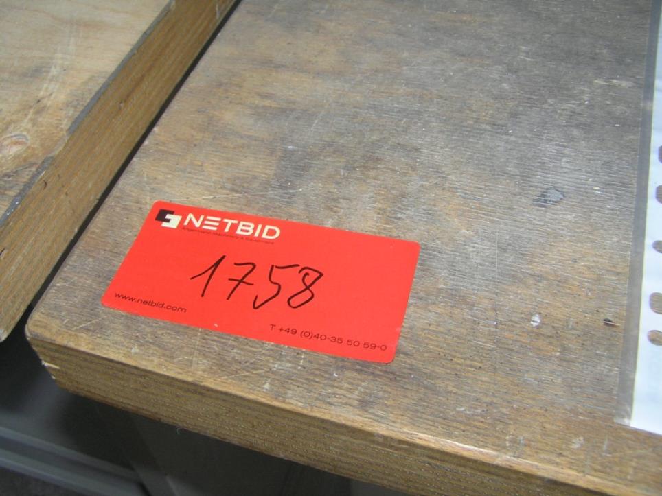 Robôs industriais-18