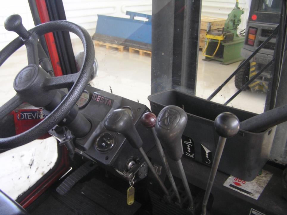 Robôs industriais-32