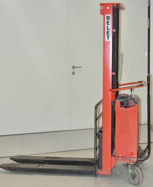 Robôs industriais-37