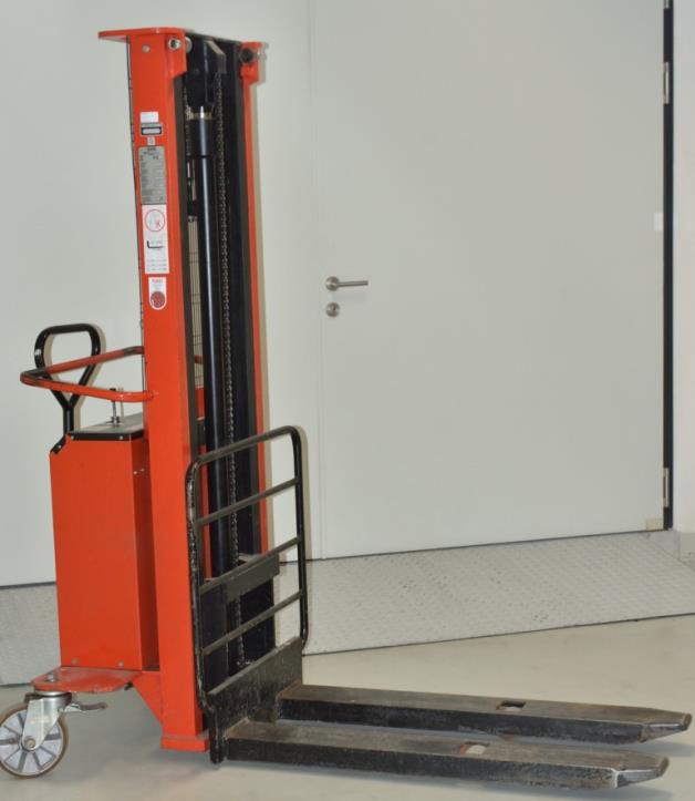 Robôs industriais-38