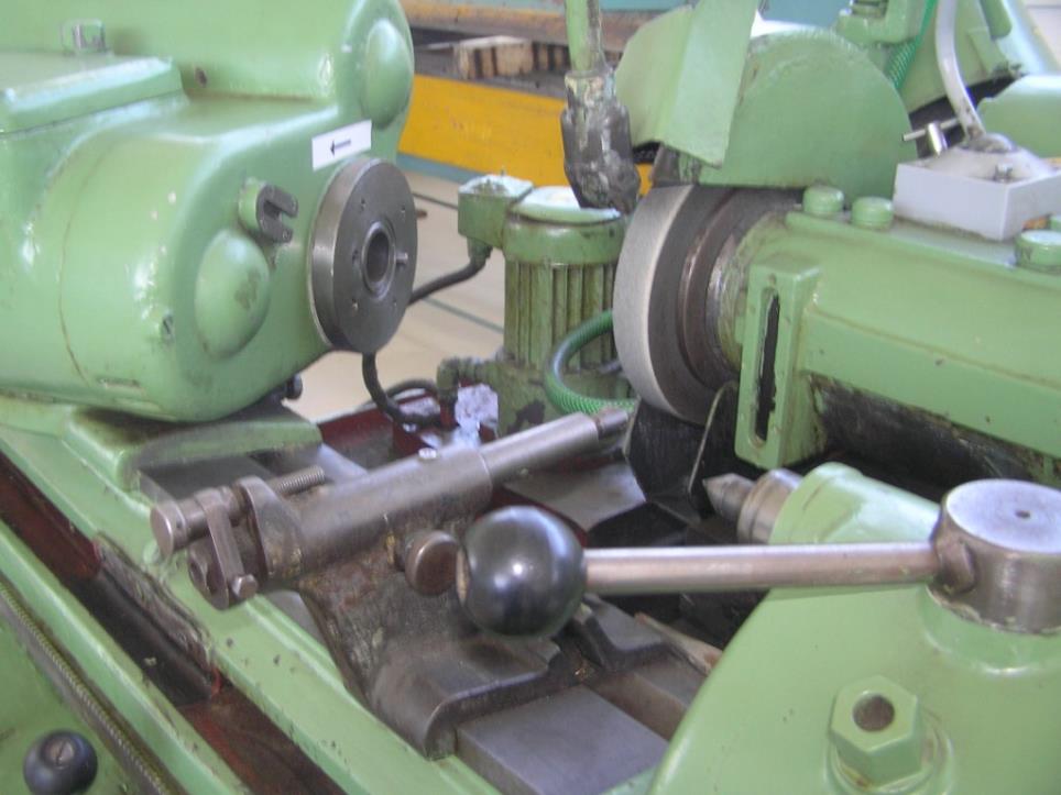 Robôs industriais-9