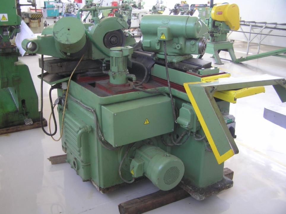 Robôs industriais-11