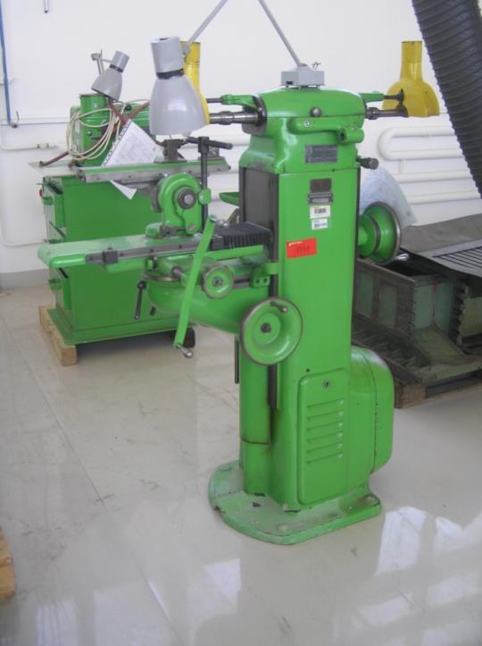 Robôs industriais-12