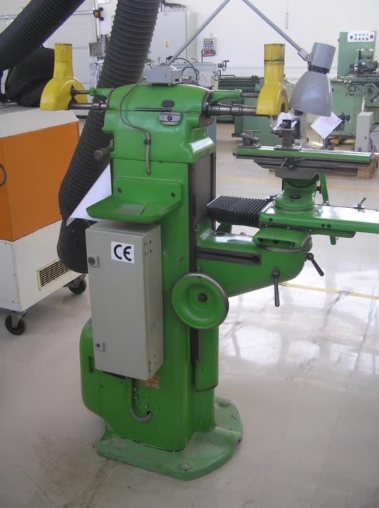 Robôs industriais-14