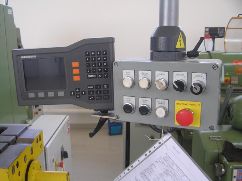 Robôs industriais-22