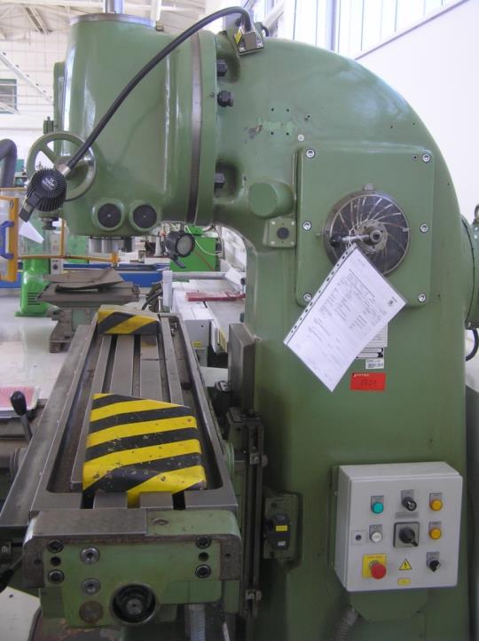 Robôs industriais-28