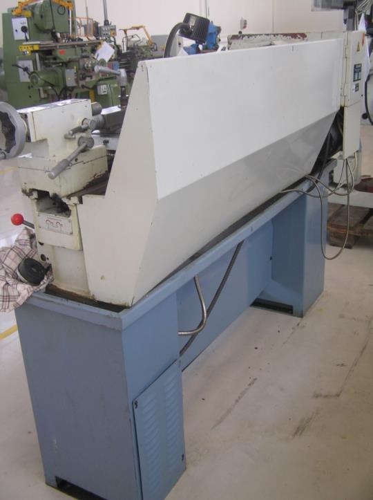 Robôs industriais-38