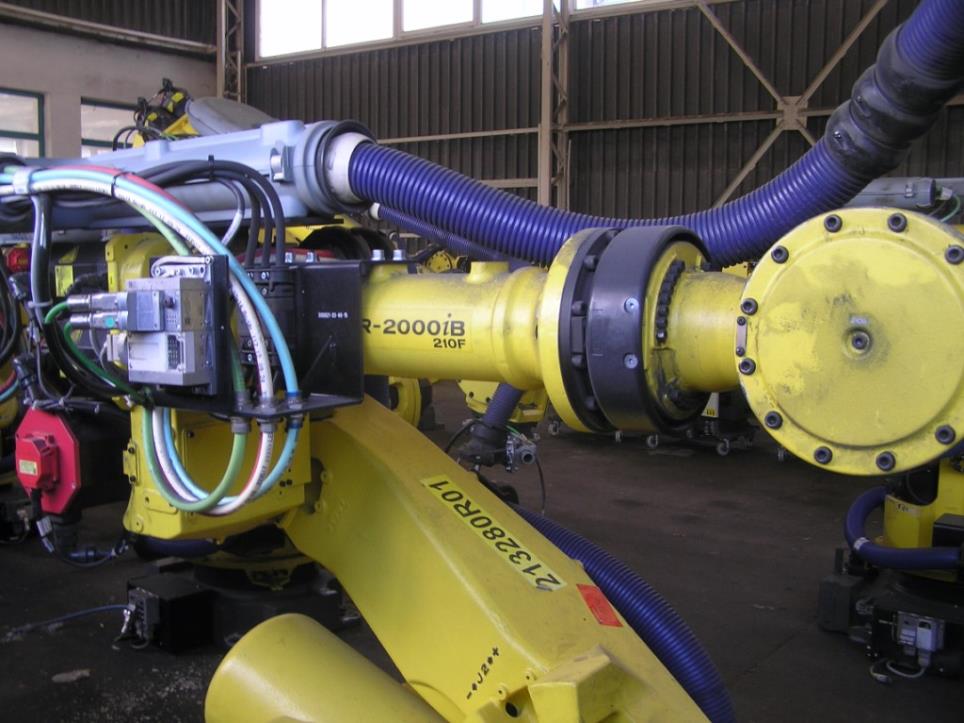 Robôs industriais-5