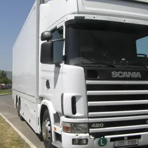 1 vrachtwagen dienst Scania