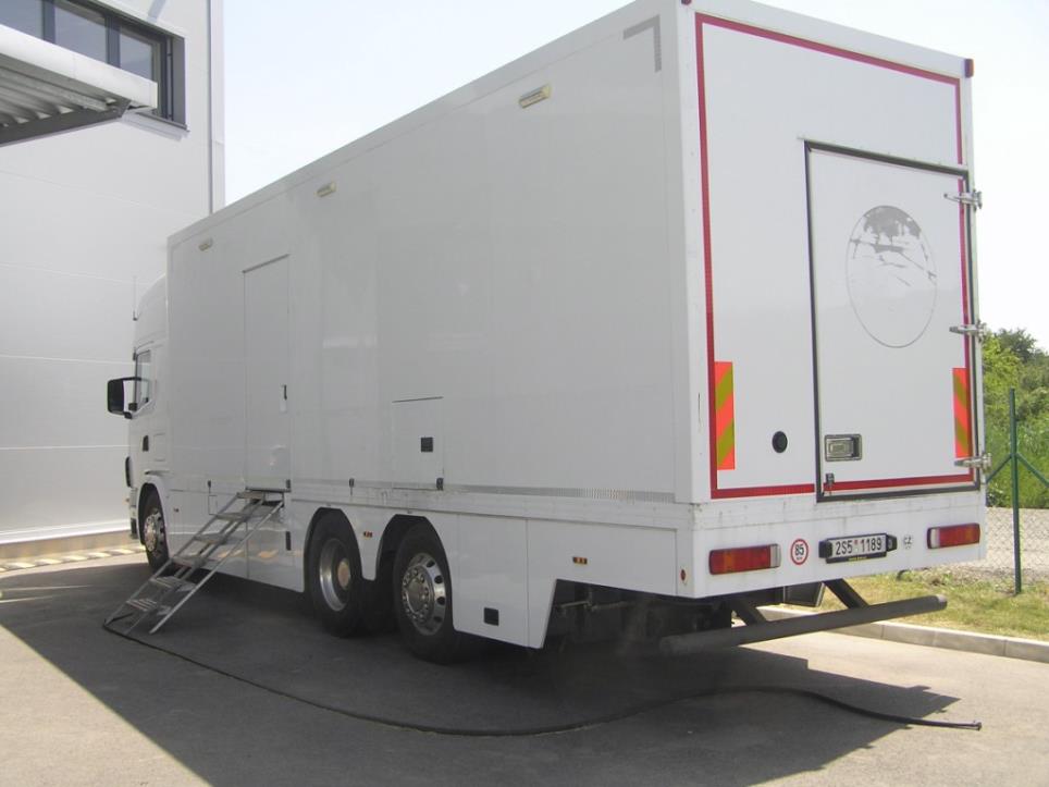 Robôs industriais-11