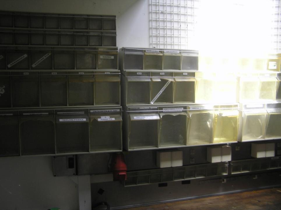 Robôs industriais-21