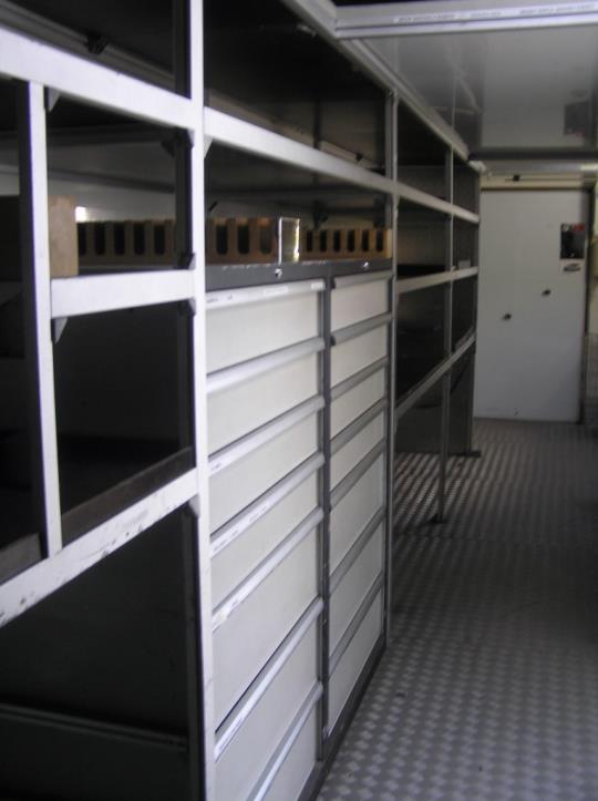 Robôs industriais-24