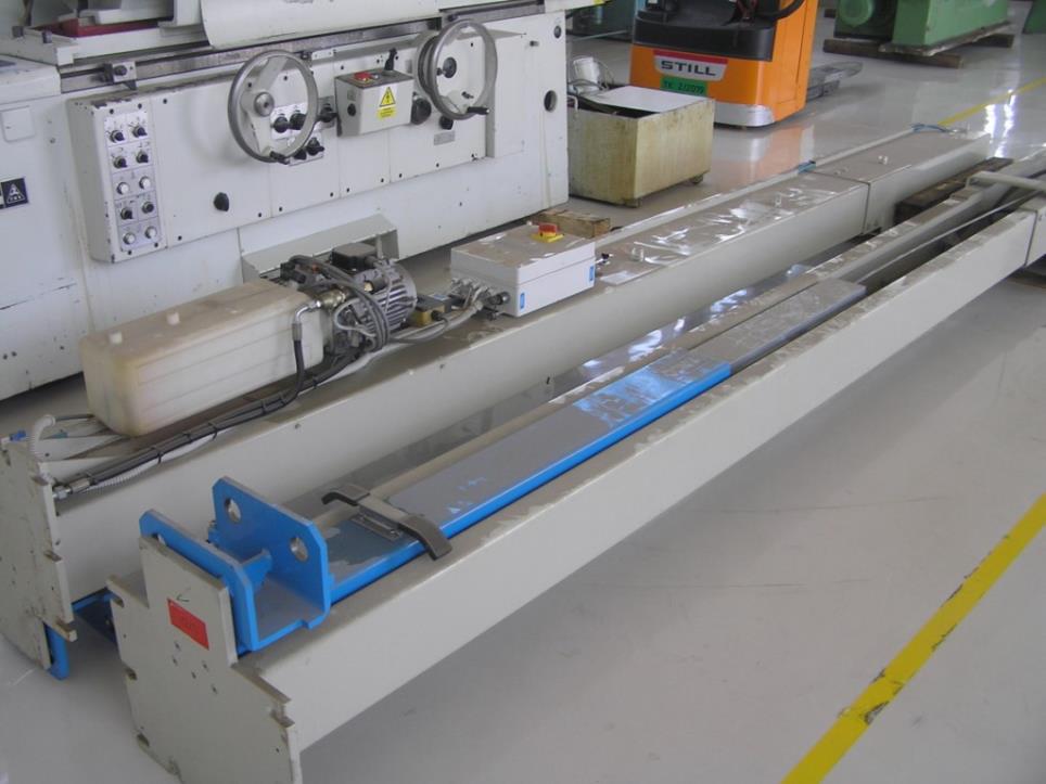 Robôs industriais-8