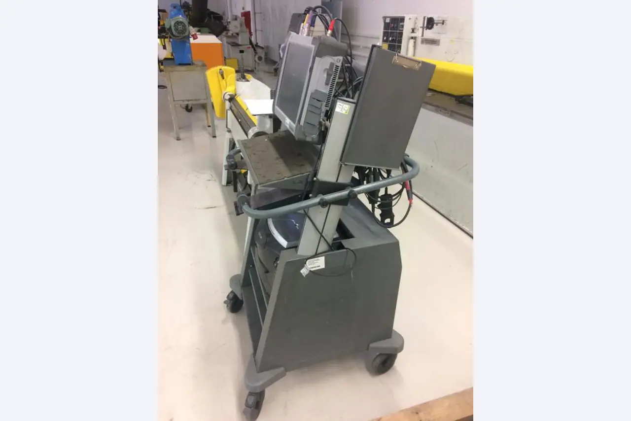 Prumyslových robotu-2