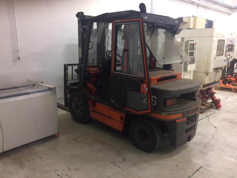 Prumyslových robotu-6