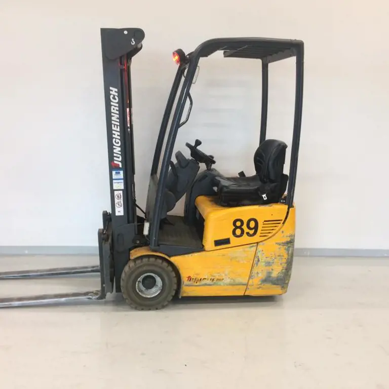 Electric forklift Jungheinrich EFG 110 K