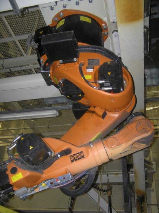 metal working machinery and industrial robots-12