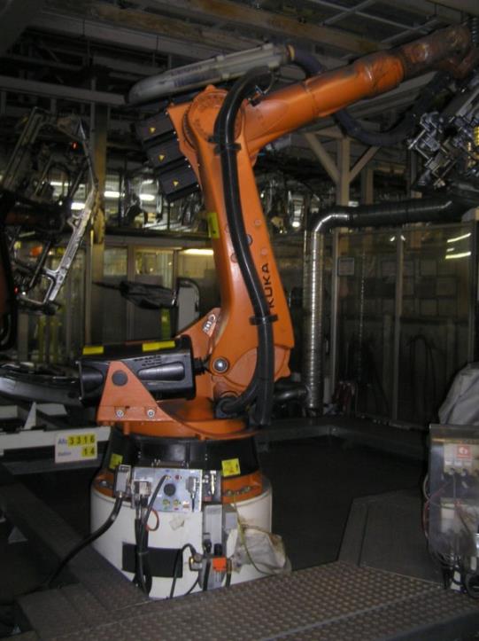 metal working machinery and industrial robots-10