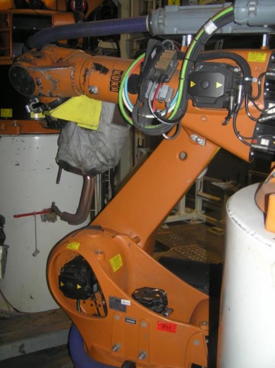 metal working machinery and industrial robots-7