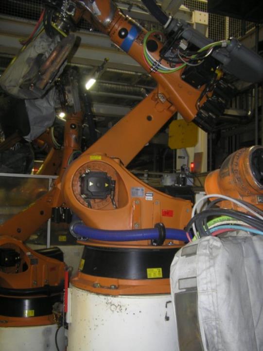 metal working machinery and industrial robots-6