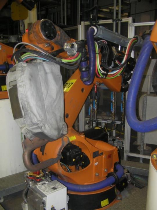 metal working machinery and industrial robots-7