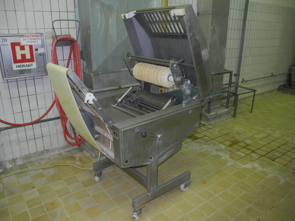 
Meat processing machines 
-1